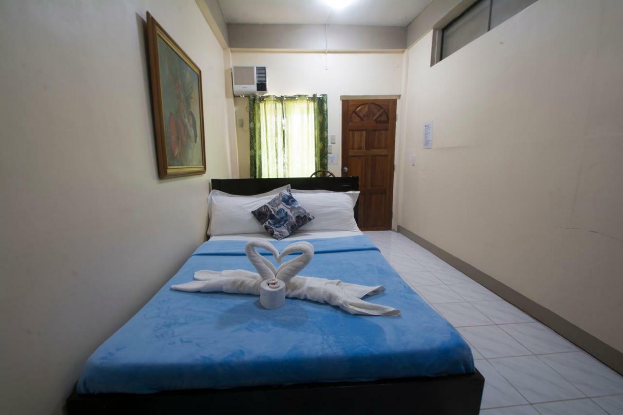 Deparis Beach Resort Balabag  Zewnętrze zdjęcie