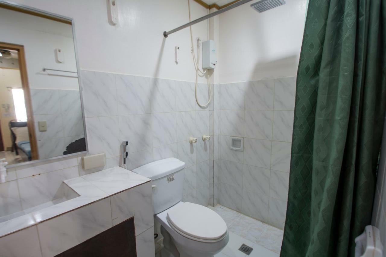 Deparis Beach Resort Balabag  Zewnętrze zdjęcie