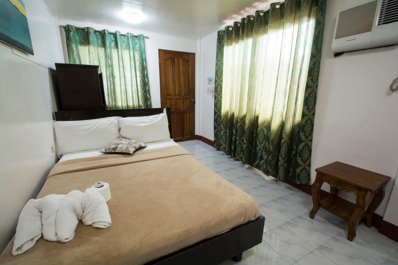 Deparis Beach Resort Balabag  Zewnętrze zdjęcie