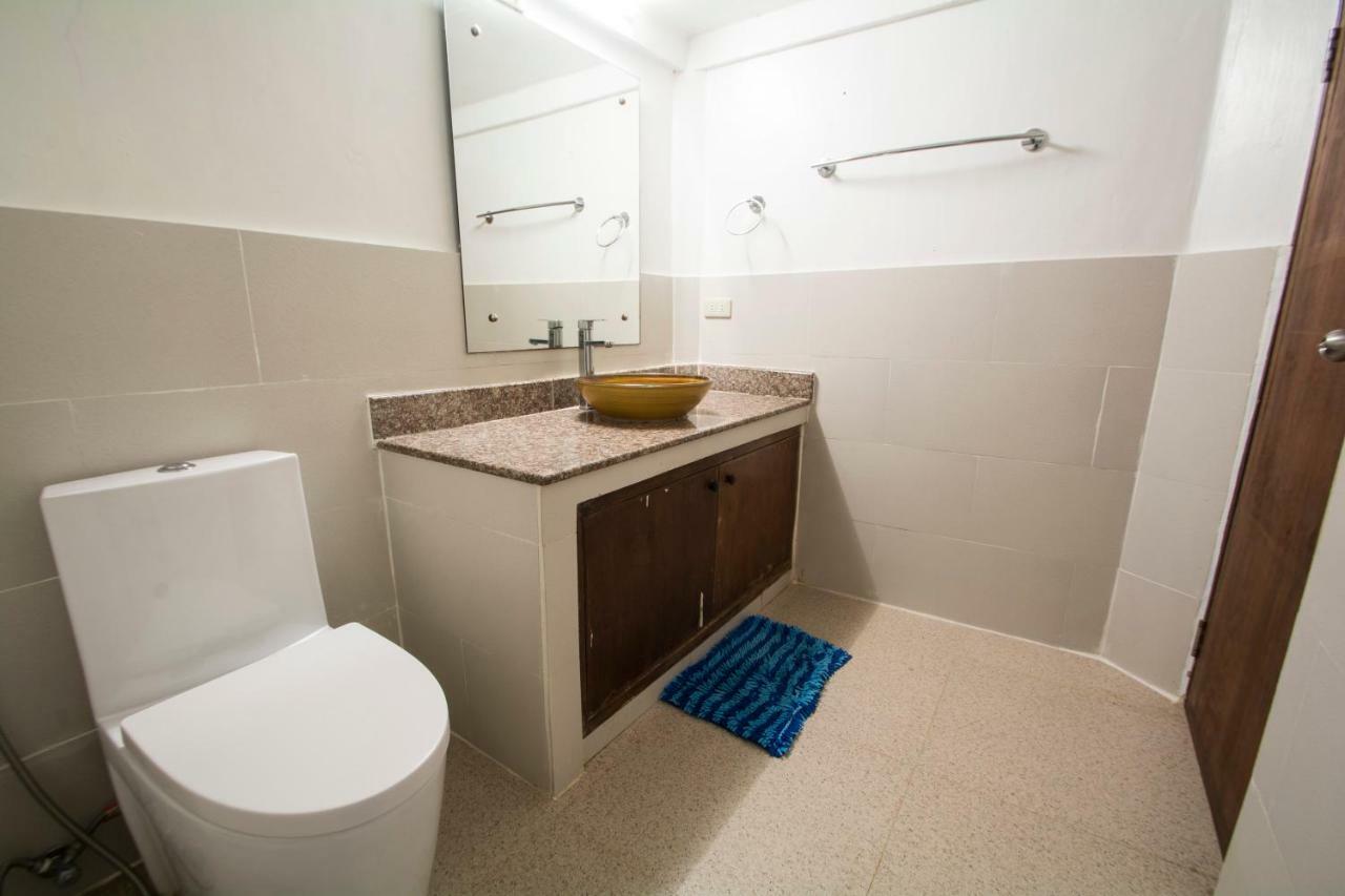 Deparis Beach Resort Balabag  Zewnętrze zdjęcie