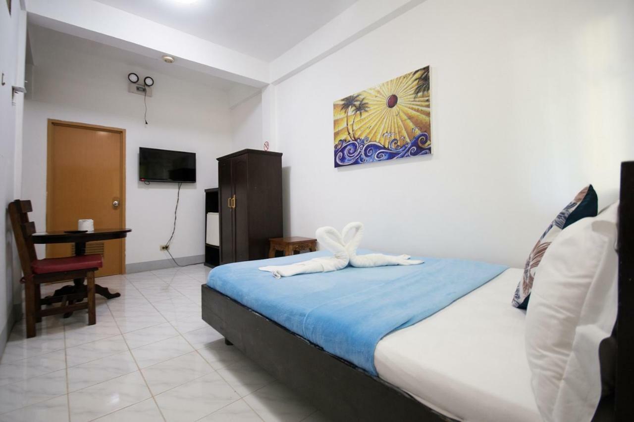 Deparis Beach Resort Balabag  Zewnętrze zdjęcie